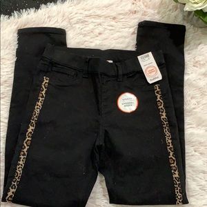 🚨4 for $20🚨NWT Black Jennings w/Leopard Trim
